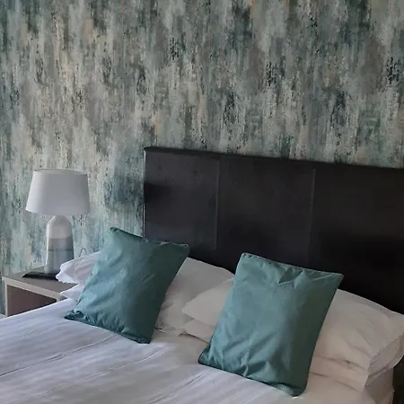 The Astor 3*